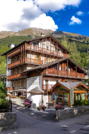 Гостиница Hotel Lo Scoiattolo, Курмайор